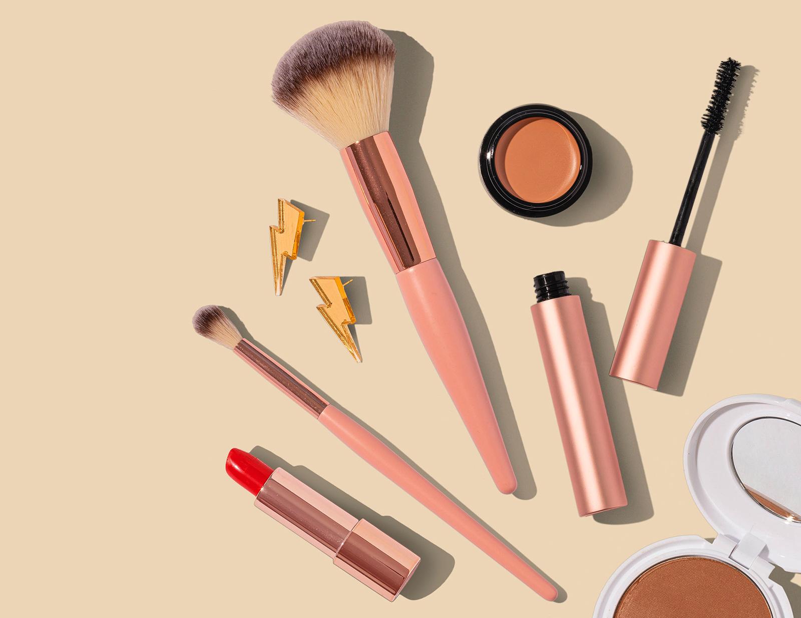 Makeup Subscription Box Benefits & Challenges